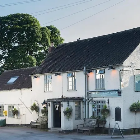Luxury Farm With Hot Tub Northallerton