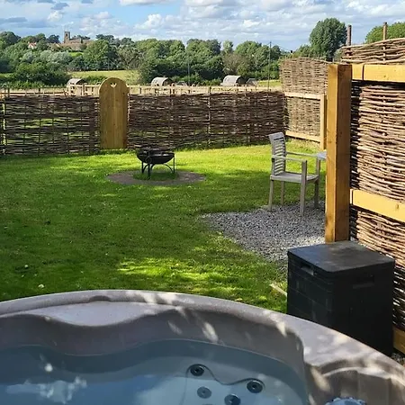 Διαμέρισμα Luxury Farm With Hot Tub Northallerton