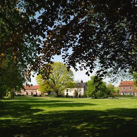 Luxury Farm With Hot Tub *