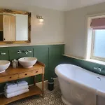 Luxury Farm With Hot Tub * 诺斯阿勒顿