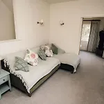 Luxury Farm With Hot Tub 公寓 *