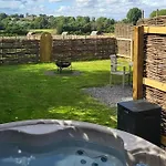 公寓 Luxury Farm With Hot Tub 诺斯阿勒顿